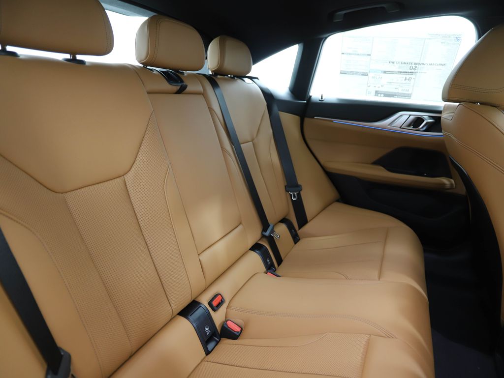2025 BMW i4 xDrive40 27