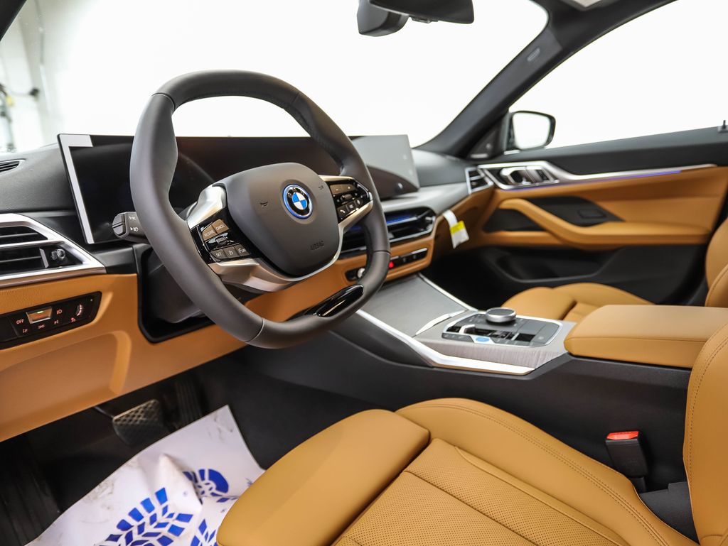 2025 BMW i4 xDrive40 10