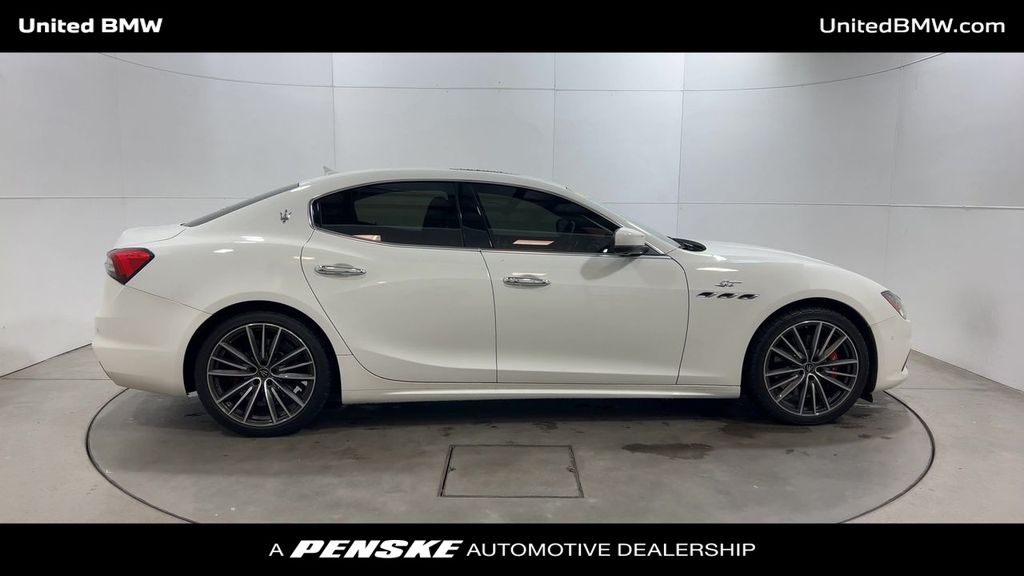 2022 Maserati Ghibli GT 9