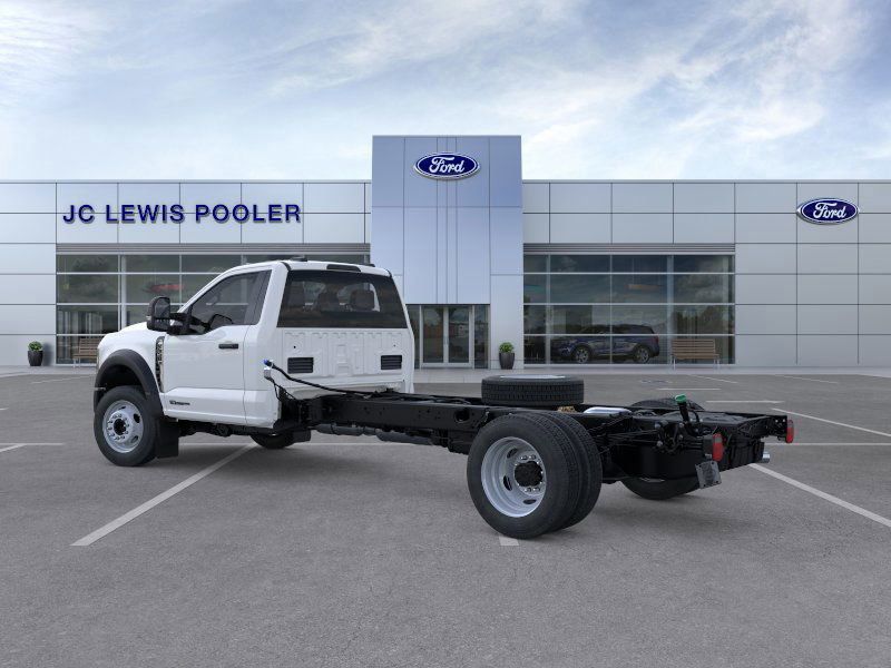 2025 Ford F-550 Chassis XL