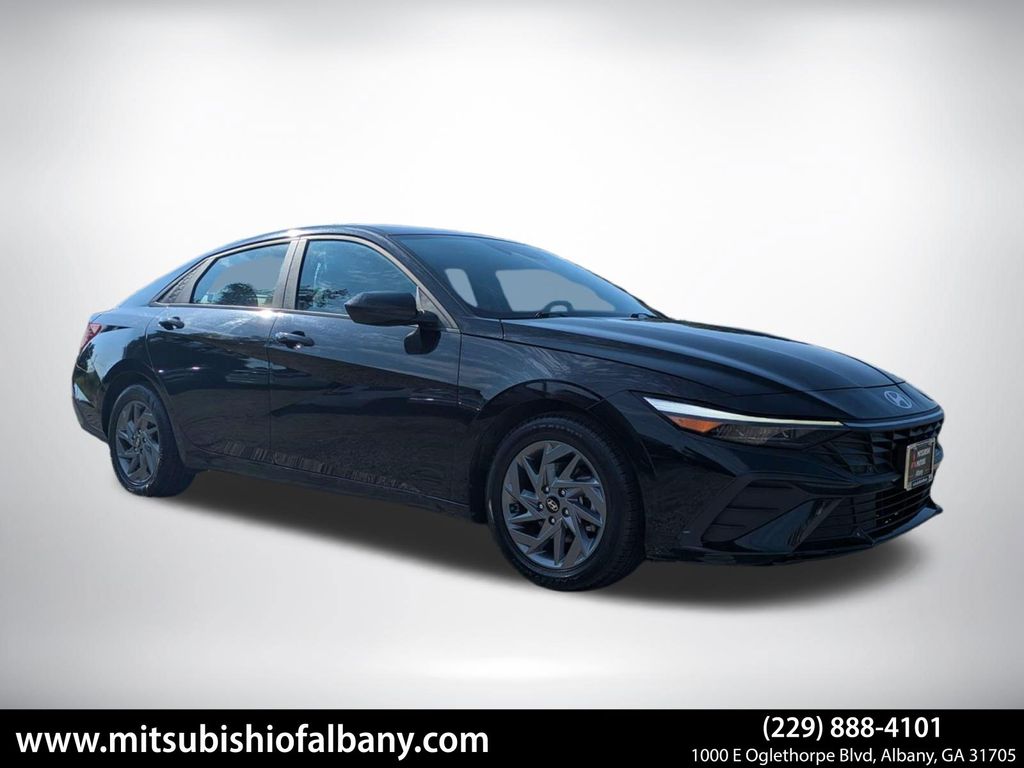 2024 Hyundai Elantra SEL