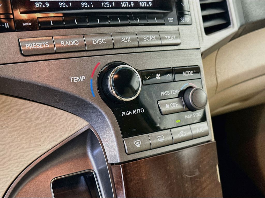 ToyotaVenza18