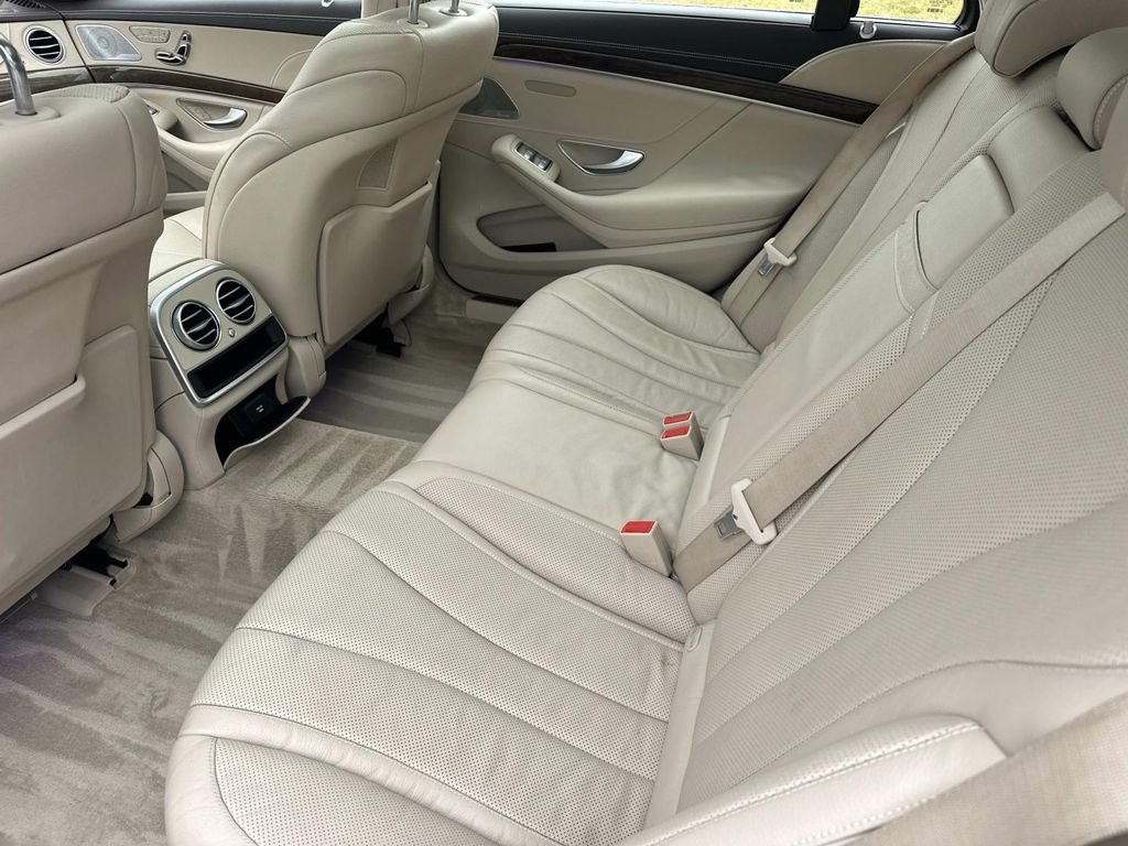 Thumbnail: 2016 Mercedes-Benz S-Class - 26