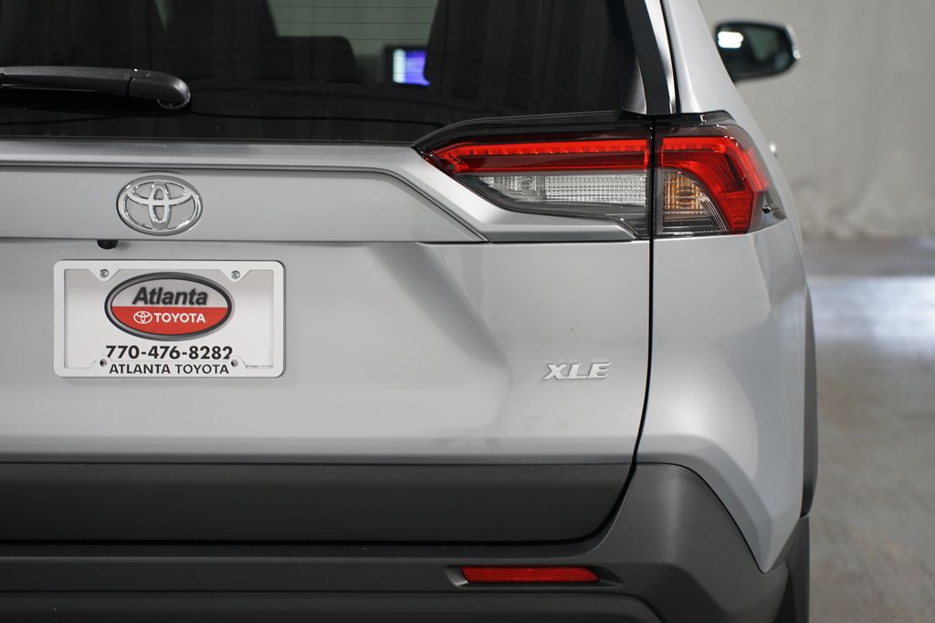 Thumbnail: 2025 Toyota RAV4 - 10