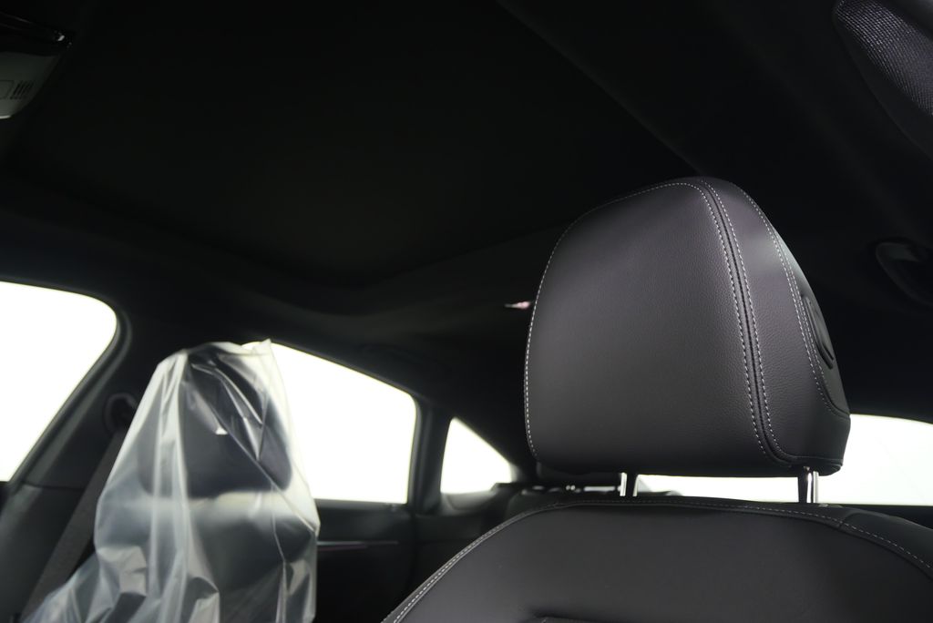 Thumbnail: 2026 BMW 4 Series - 12