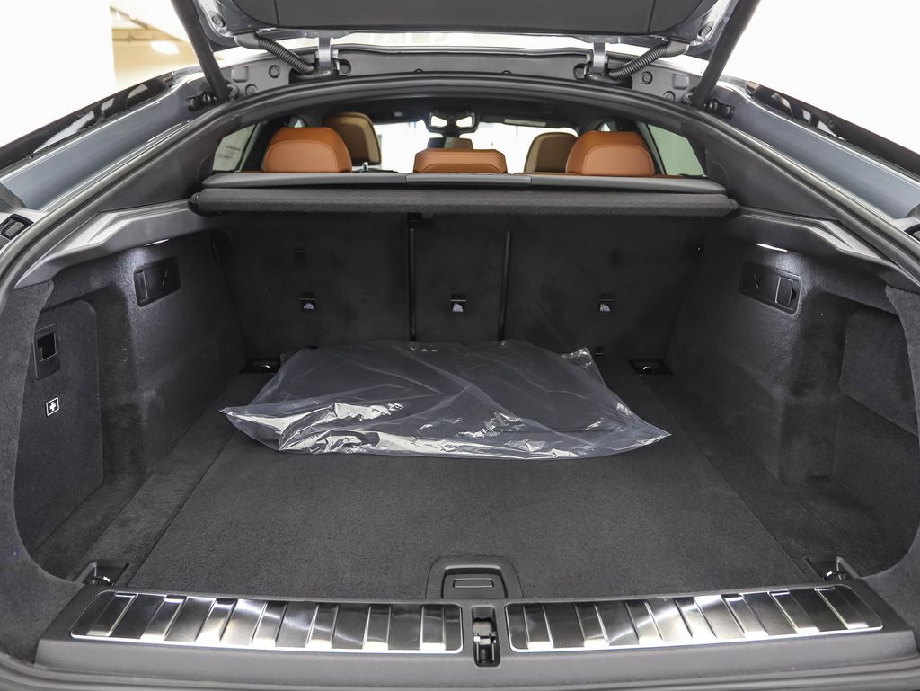 Thumbnail: 2026 BMW X6 - 25