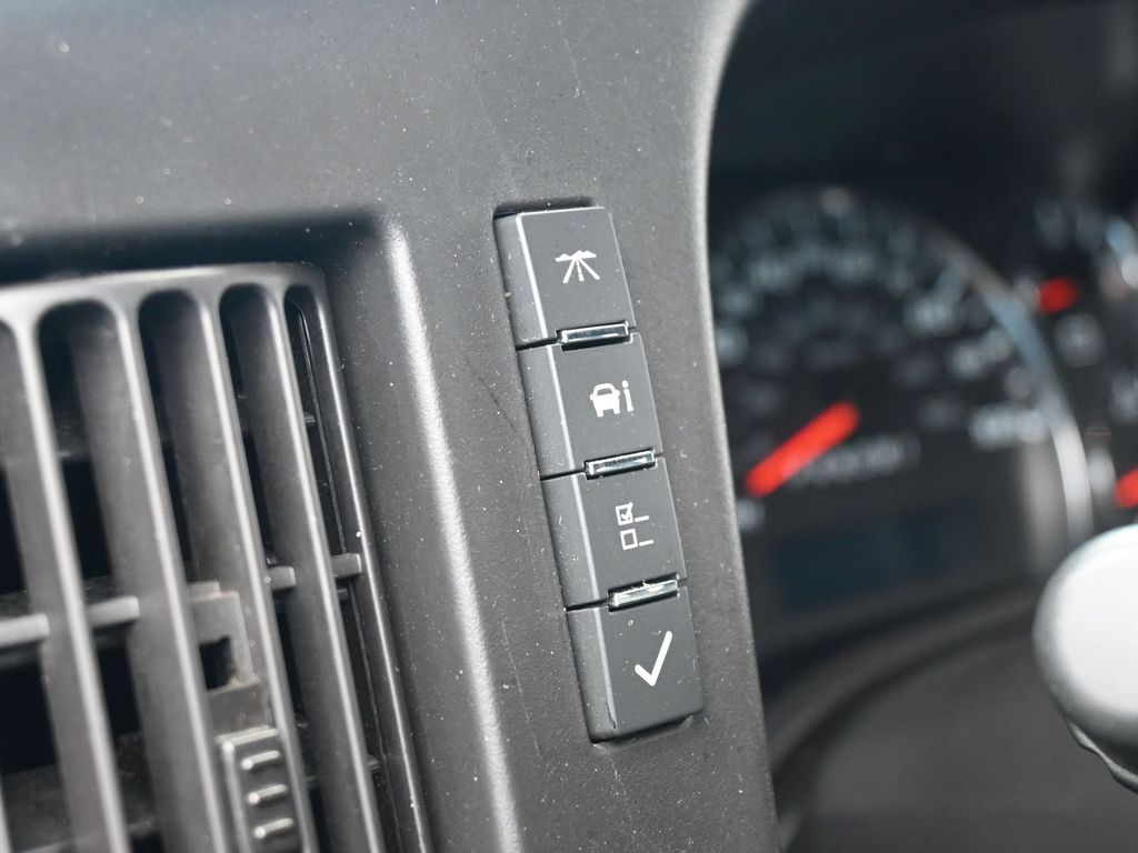 Used 2024 Summit White Chevrolet Work Van image 14