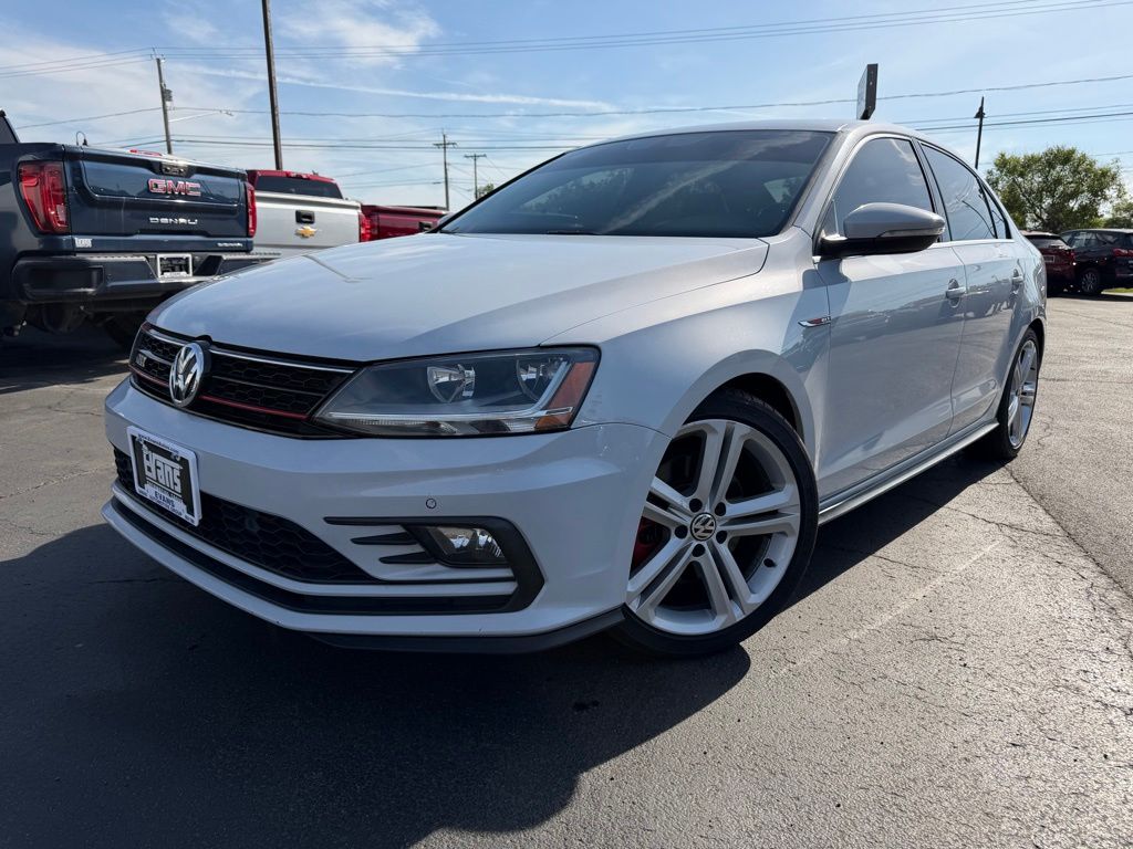 White Silver Metallic 2017 Volkswagen Jetta GLI 2.0T FWD Sedan Front-Wheel Drive 6-Speed Manual