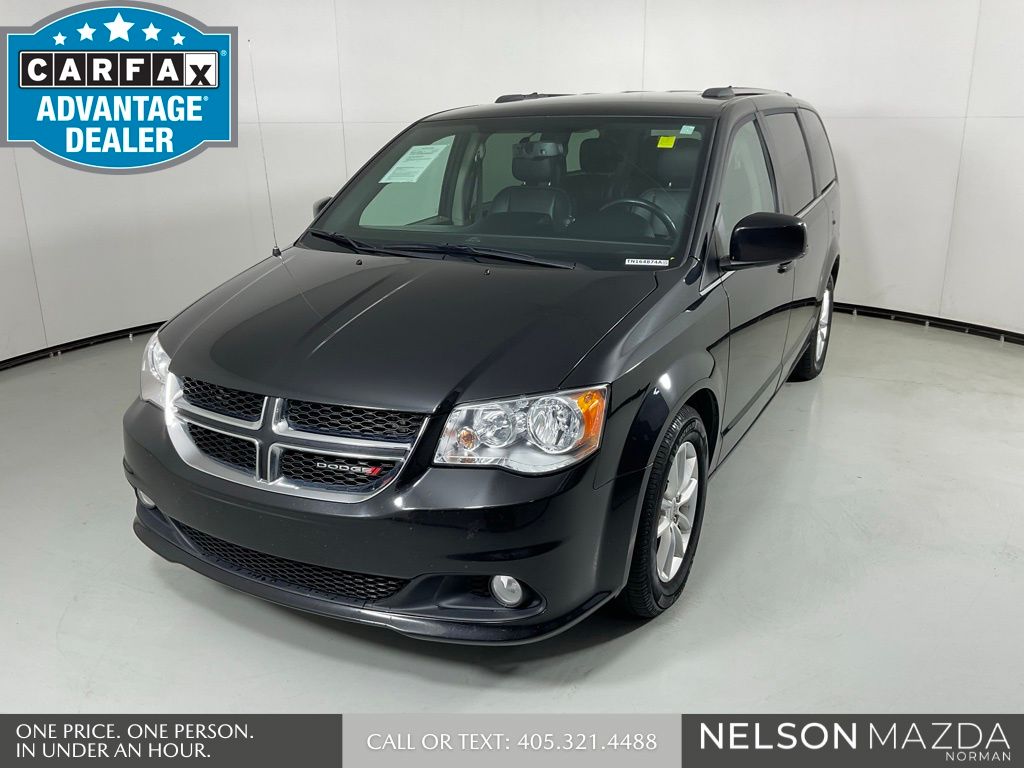 Brilliant Black Crystal Pearlcoat 2018 Dodge Grand Caravan SXT FWD Minivan Front-Wheel Drive 6-Speed Automatic