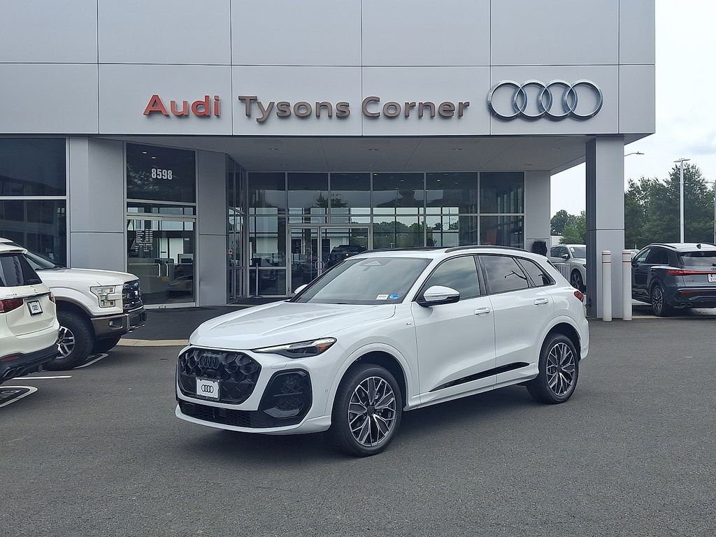 Thumbnail: 2026 Audi Q5 - 1