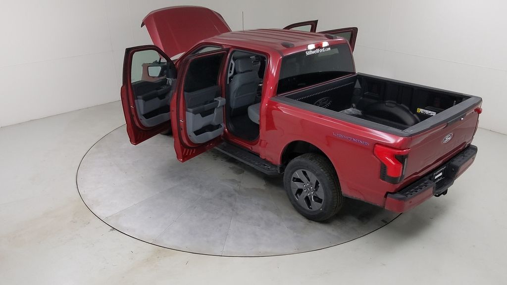 2025 Ford F-150 Lightning Flash - Photo 102