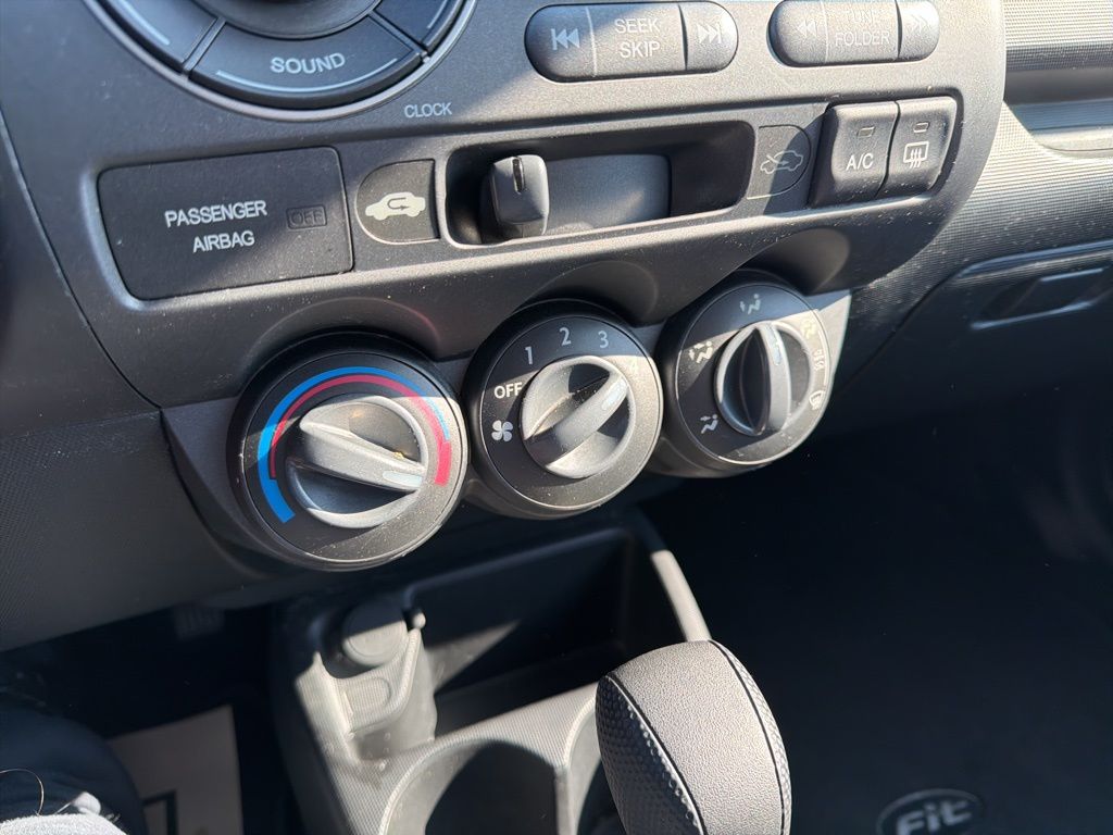 Thumbnail: 2008 Honda Fit - 29