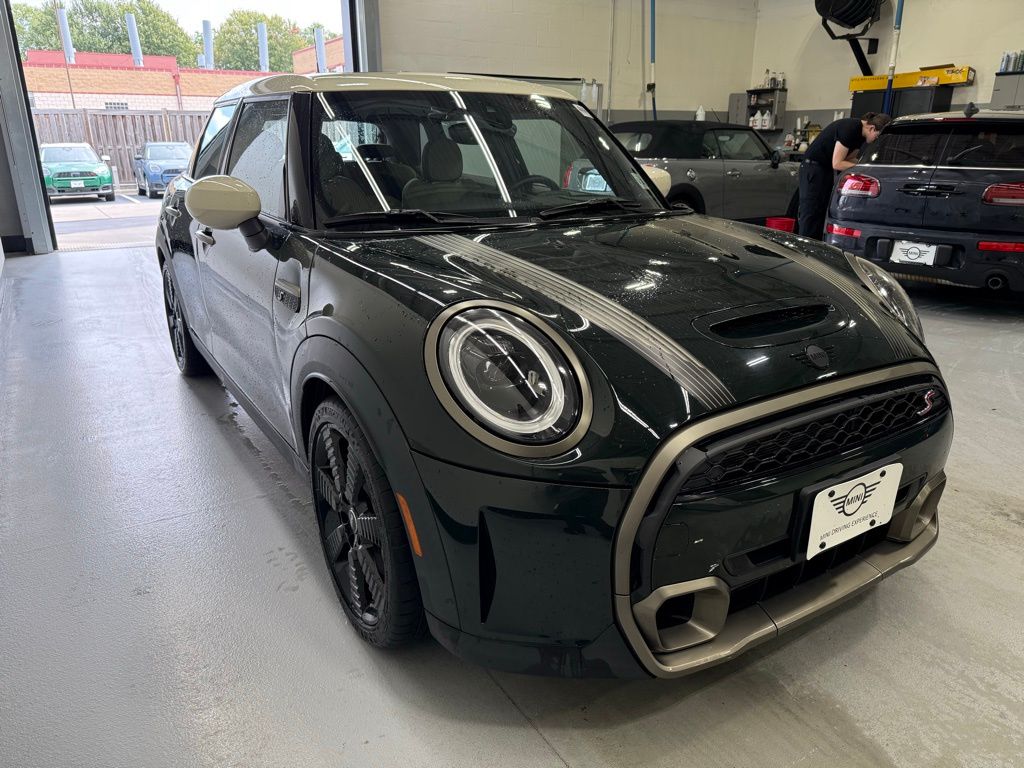 Thumbnail: 2023 MINI Cooper - 7