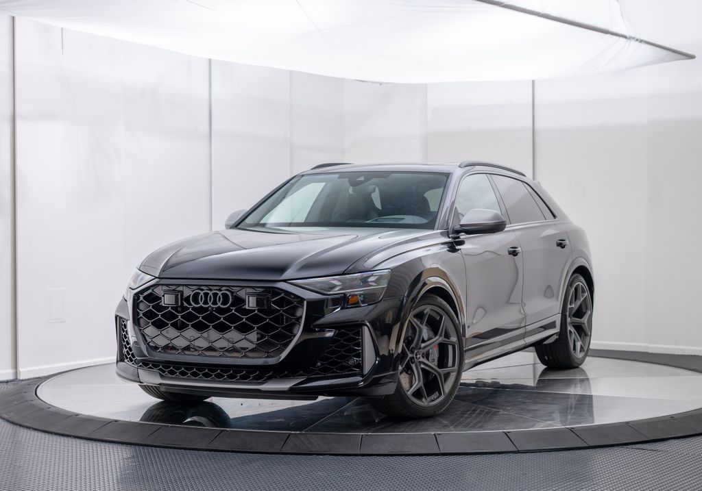 2025 Audi RS Q8 4.0T quattro Performance