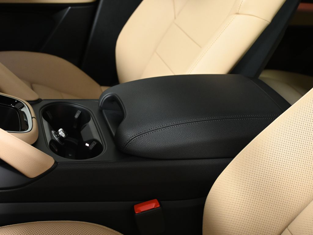 Thumbnail: 2026 Porsche Cayenne - 27