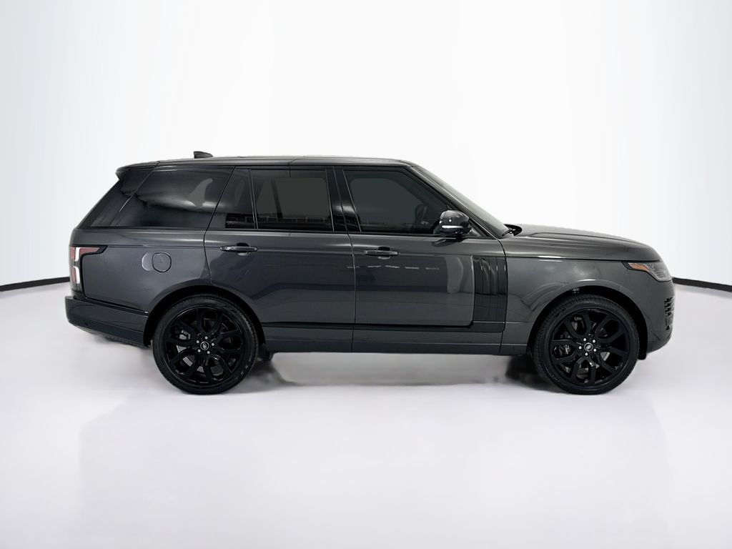 Thumbnail: 2022 Land Rover Range Rover - 8
