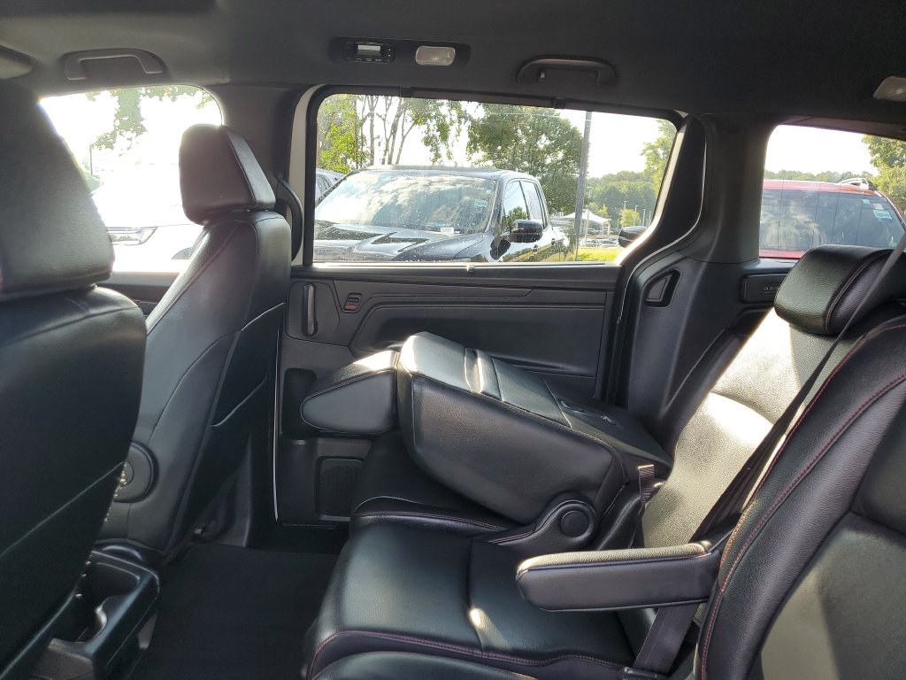 Used 2025 Honda Odyssey Van