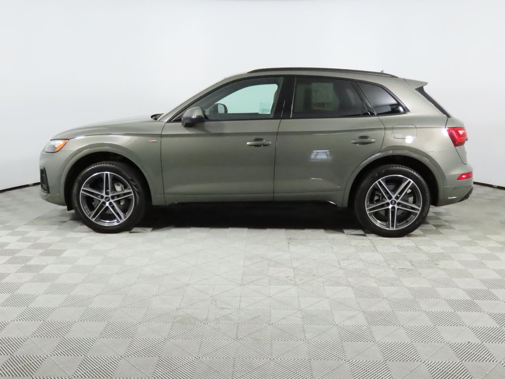 Thumbnail: 2023 Audi Q5 - 2