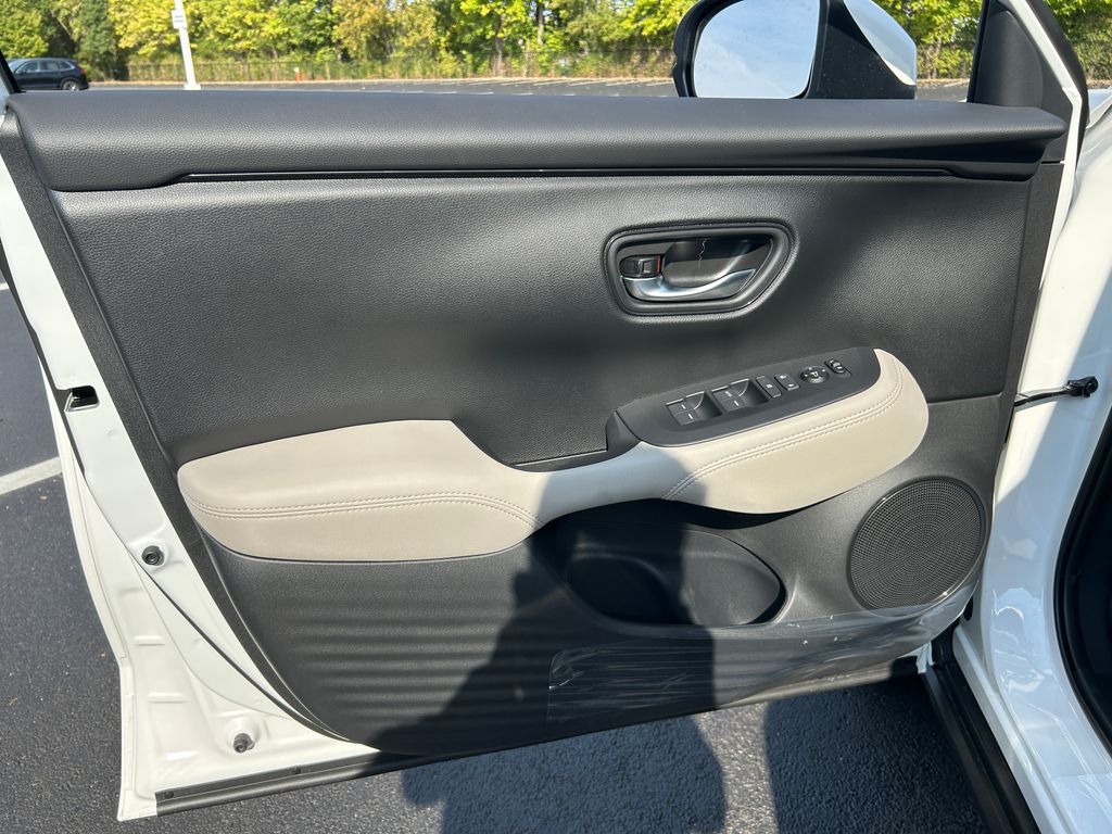 Thumbnail: 2026 Honda HR-V - 18