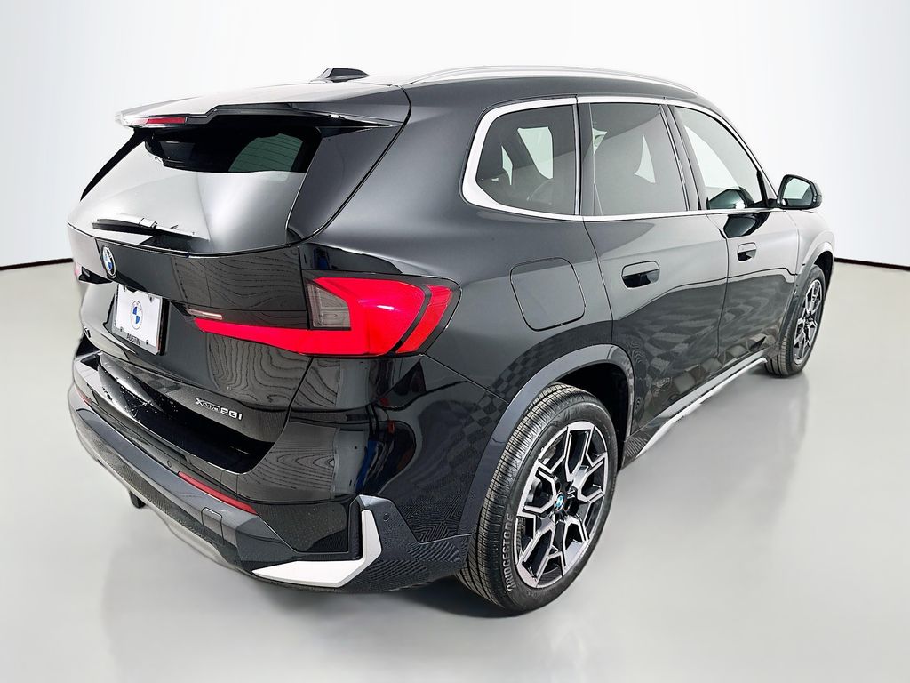 Thumbnail: 2026 BMW X1 - 5