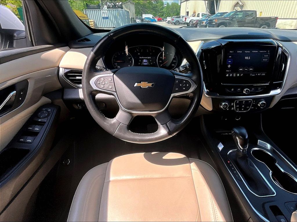 2022 Chevrolet Traverse — photo 18