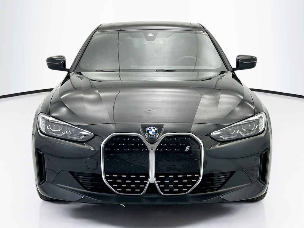 Thumbnail: 2023 BMW i4 - 2