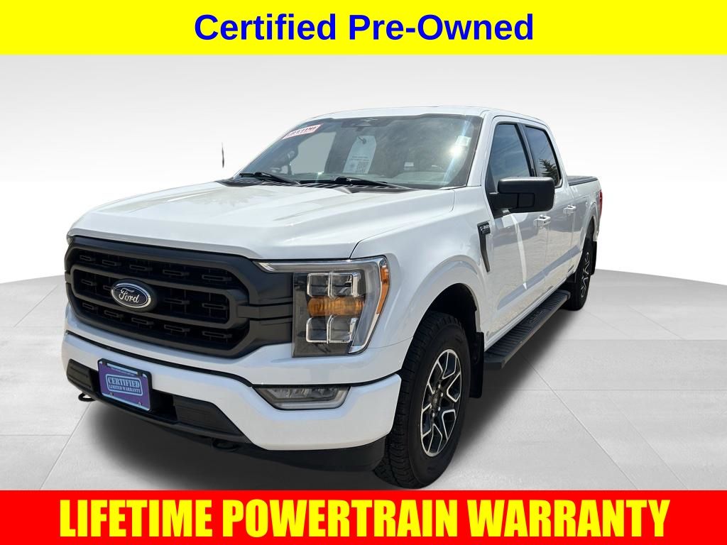 White 2023 Ford F-150 XLT SuperCrew 4WD Pickup Truck Four-Wheel Drive Automatic