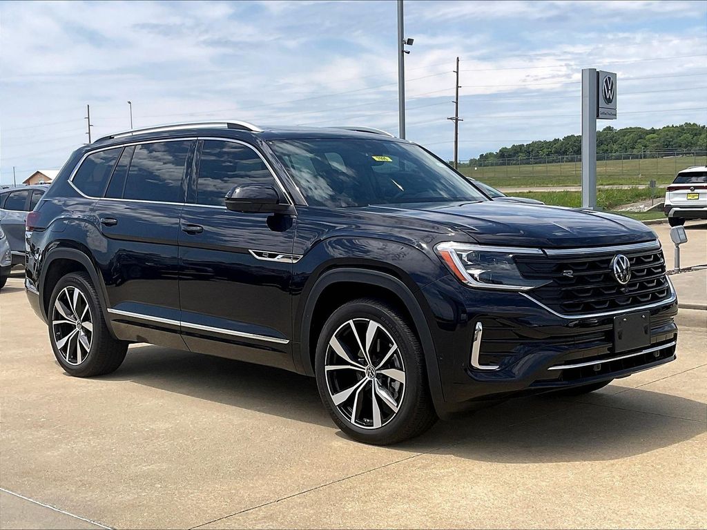 2025 Volkswagen Atlas SEL Premium R-Line 4Motion   