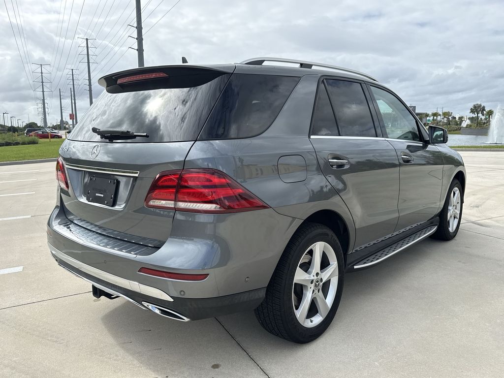 Thumbnail: 2018 Mercedes-Benz GLE - 11