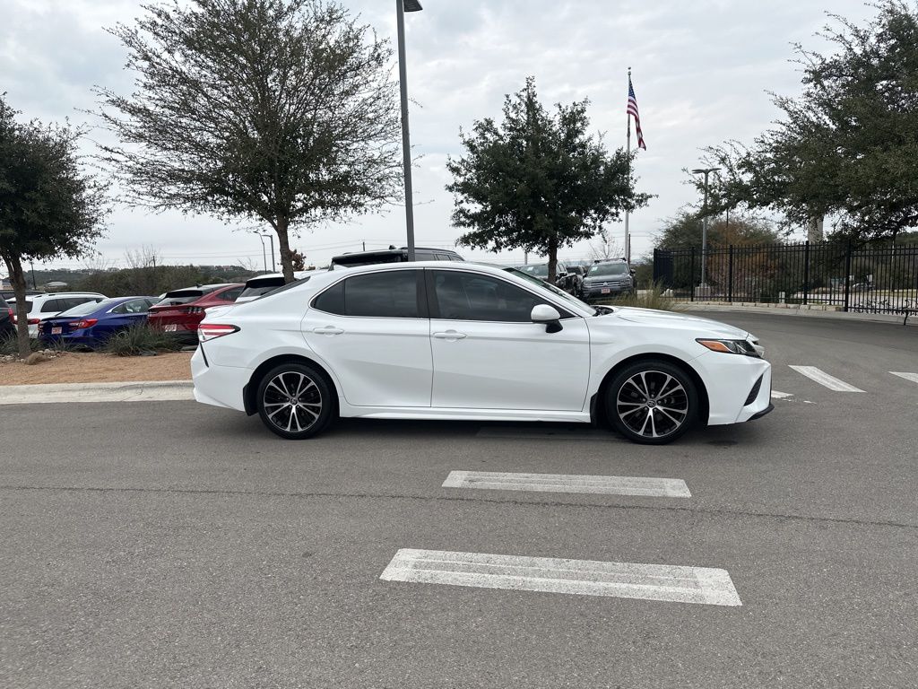 Used Car 2020 Toyota Camry  Se For Sale Under $25,000 In Austin, Texas