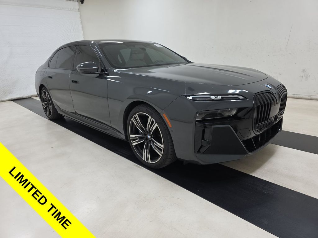 Individual Dravit Gray Metallic 2023 BMW i7 Sedan All-Wheel Drive Automatic
