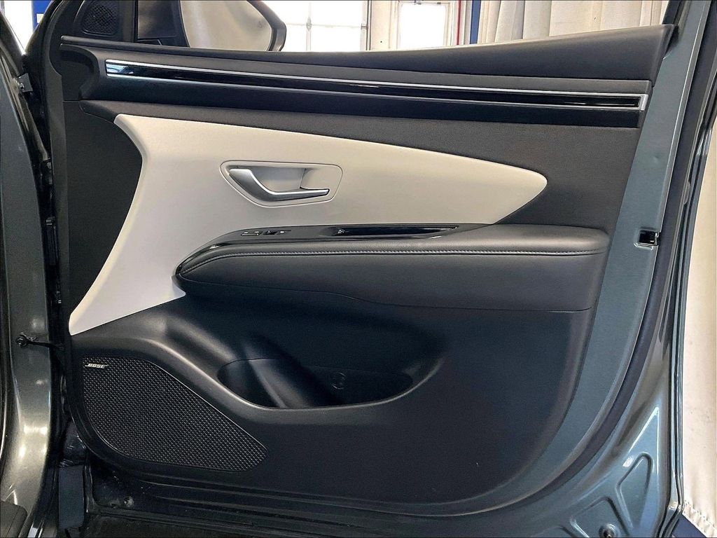 2023 Hyundai Tucson Plug-In Hybrid — photo 12