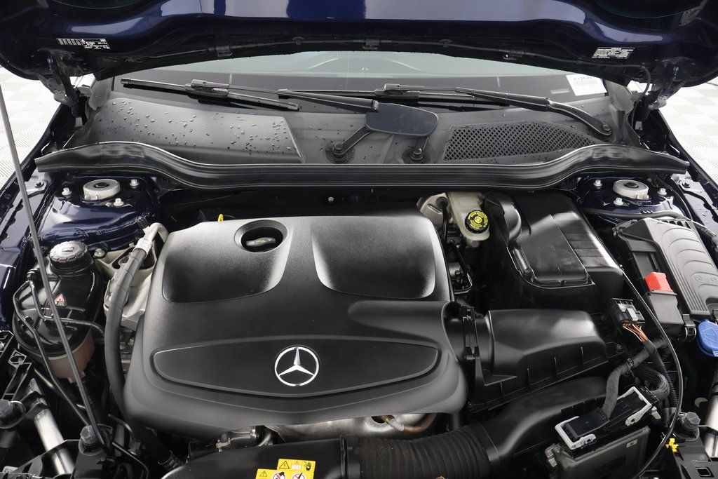 Thumbnail: 2018 Mercedes-Benz GLA - 15