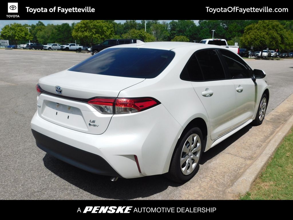 Thumbnail: 2025 Toyota Corolla - 4