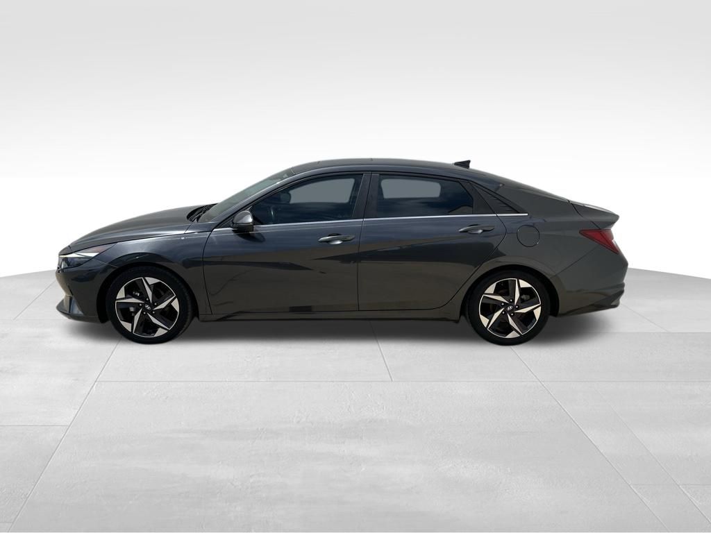 Used Car 2021 Hyundai Elantra  Limited For Sale Under $25,000 In Georgetown, Texas