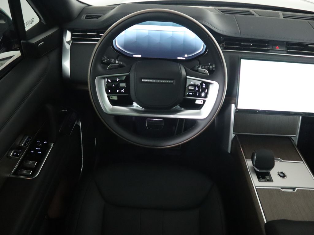 Thumbnail: 2025 Land Rover Range Rover - 11