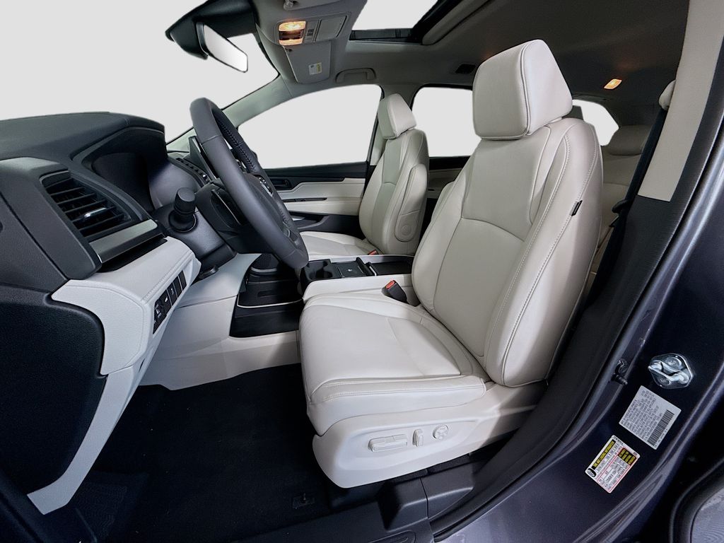 Thumbnail: 2026 Honda Odyssey - 19