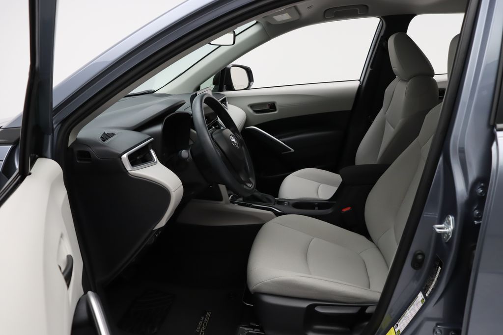 Thumbnail: 2024 Toyota Corolla Cross - 14