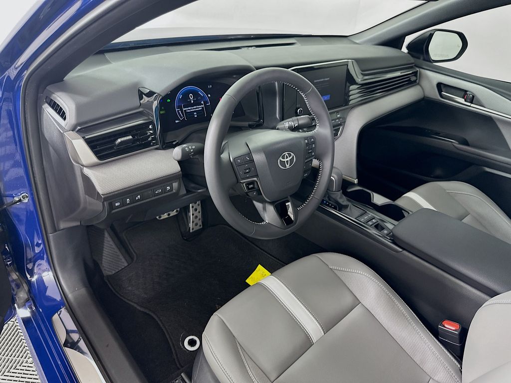 Thumbnail: 2025 Toyota Camry - 9