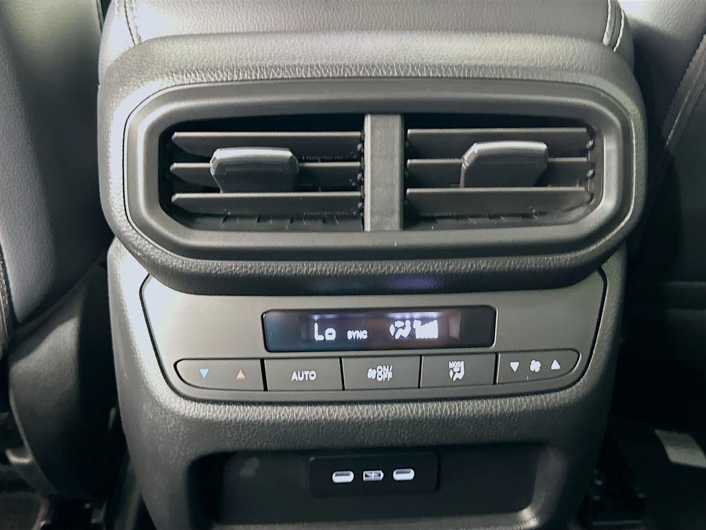 Thumbnail: 2025 Honda Pilot - 24