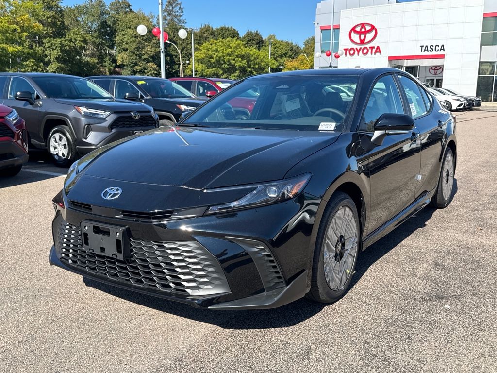 2026 Toyota Camry SE photo 2