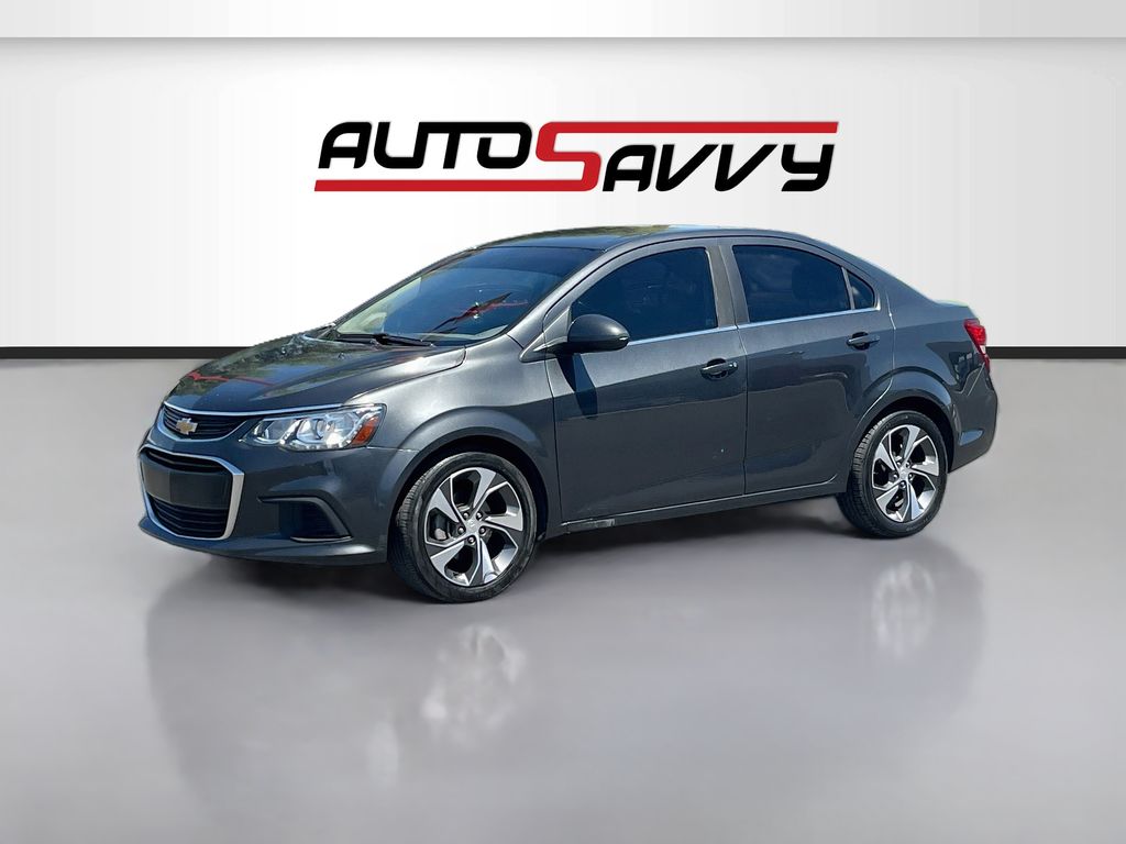 Used 2020 Gray Chevrolet Premier image 3