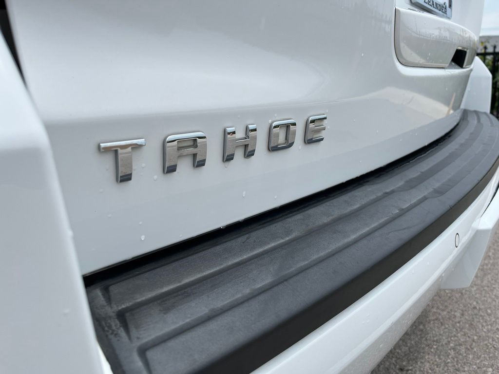 Thumbnail: 2016 Chevrolet Tahoe - 8