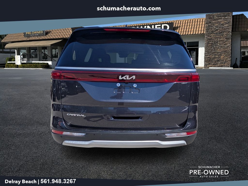 used 2023 Kia Carnival car, priced at $20,888