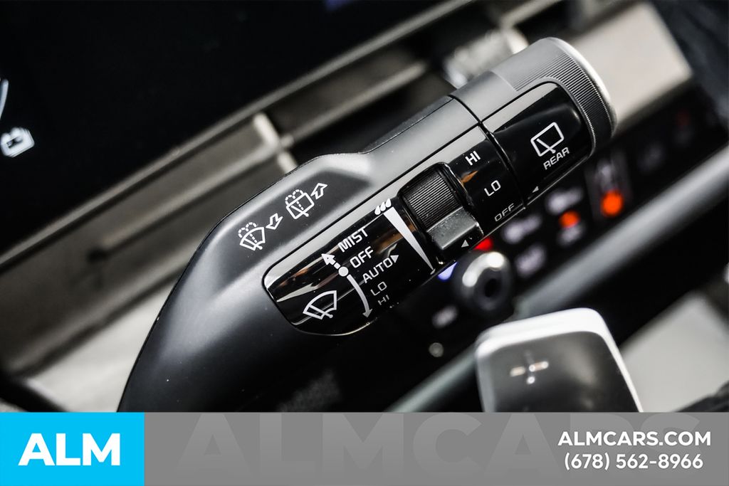Used 2025 Black Kia X-Line image 32