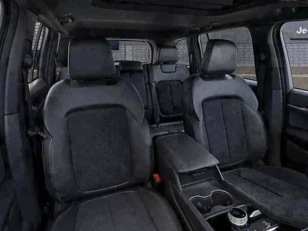 New 2026 Jeep Grand Cherokee SUV