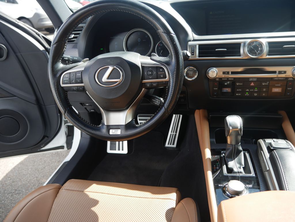 Thumbnail: 2020 Lexus GS - 29
