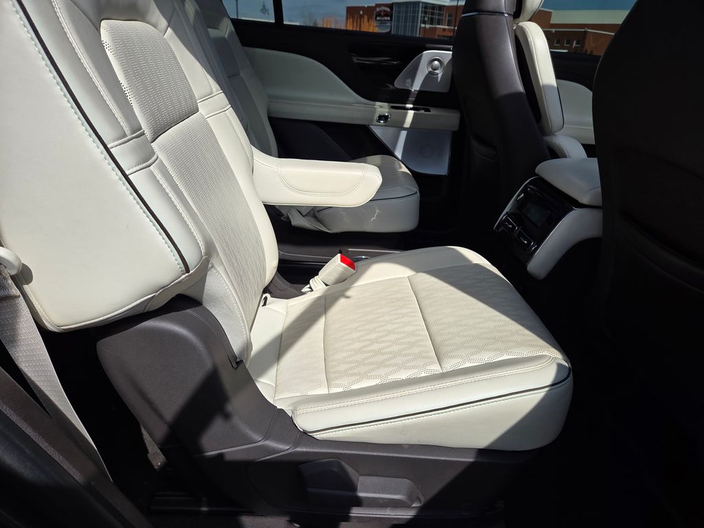 2020 Lincoln Aviator Black Label