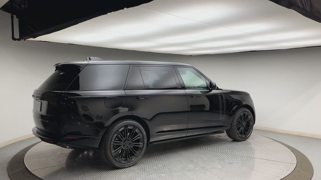 Thumbnail: 2026 Land Rover Range Rover - 2