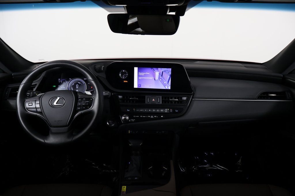 Thumbnail: 2025 Lexus ES - 8